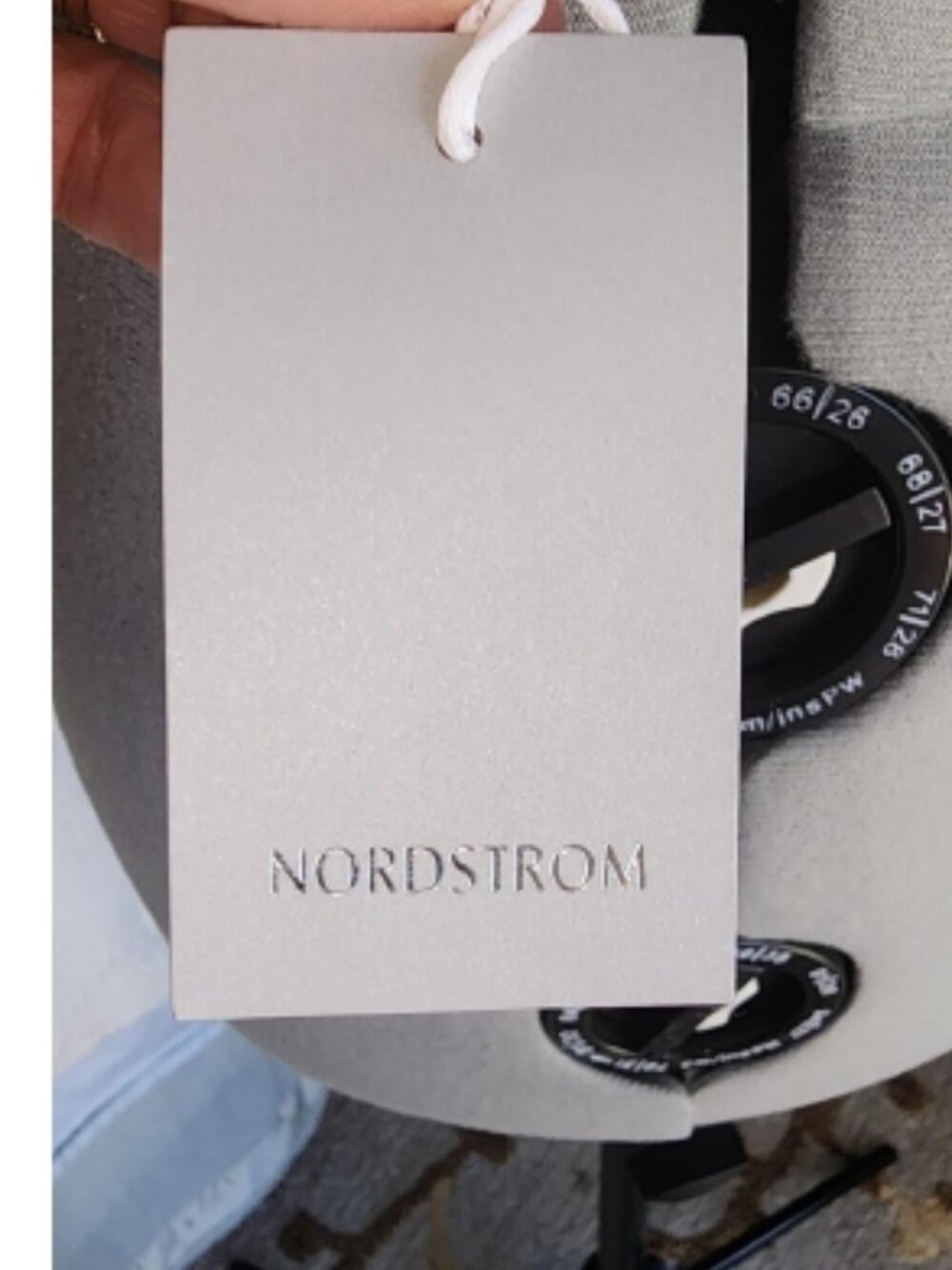 NWT Nordstrom Cashmere & Silk Fringe Wrap Scarf Grey Sconce - Picture 2 of 5